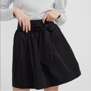 NWT Express Taffeta Bow A Line Mini Skirt black satin